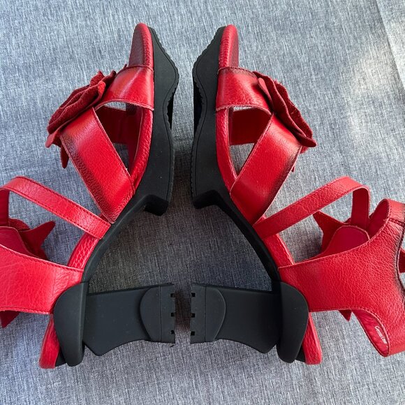 L'ARTISTE Shelly Red leather size 40/US 9 flower ankle strap shoes heels sandals - Picture 6 of 10